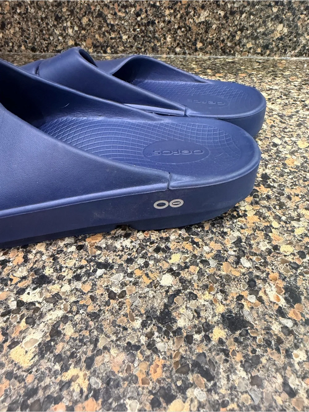OOFOS OOah Slide Sandals in Navy Blue Mens 10/ ladies 12